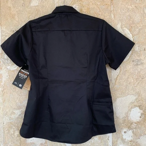 Traeger x Dickies Women's Ultimate Grilling Shirt - Picture 7 of 16
